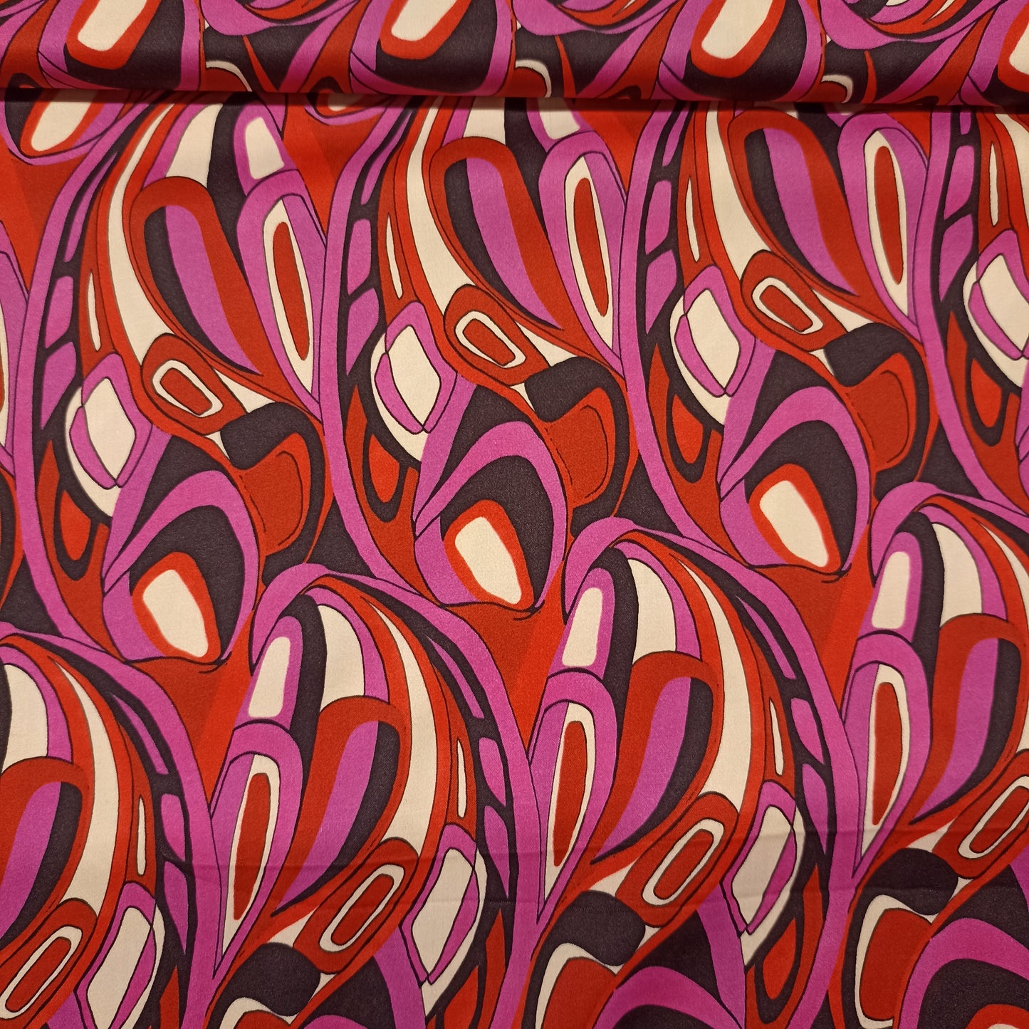 polyester grafische print fushia, rood, zwart
