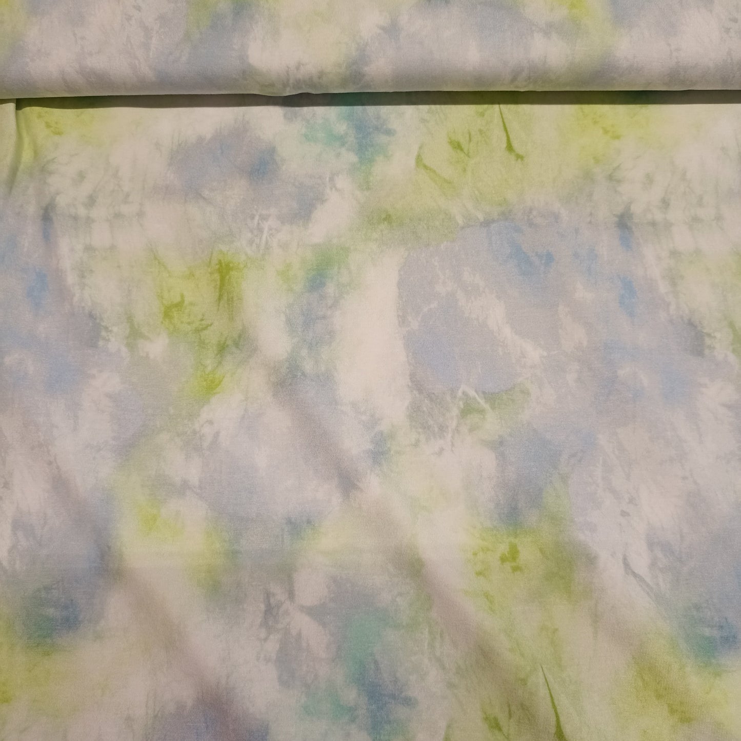 tricot tie dye
