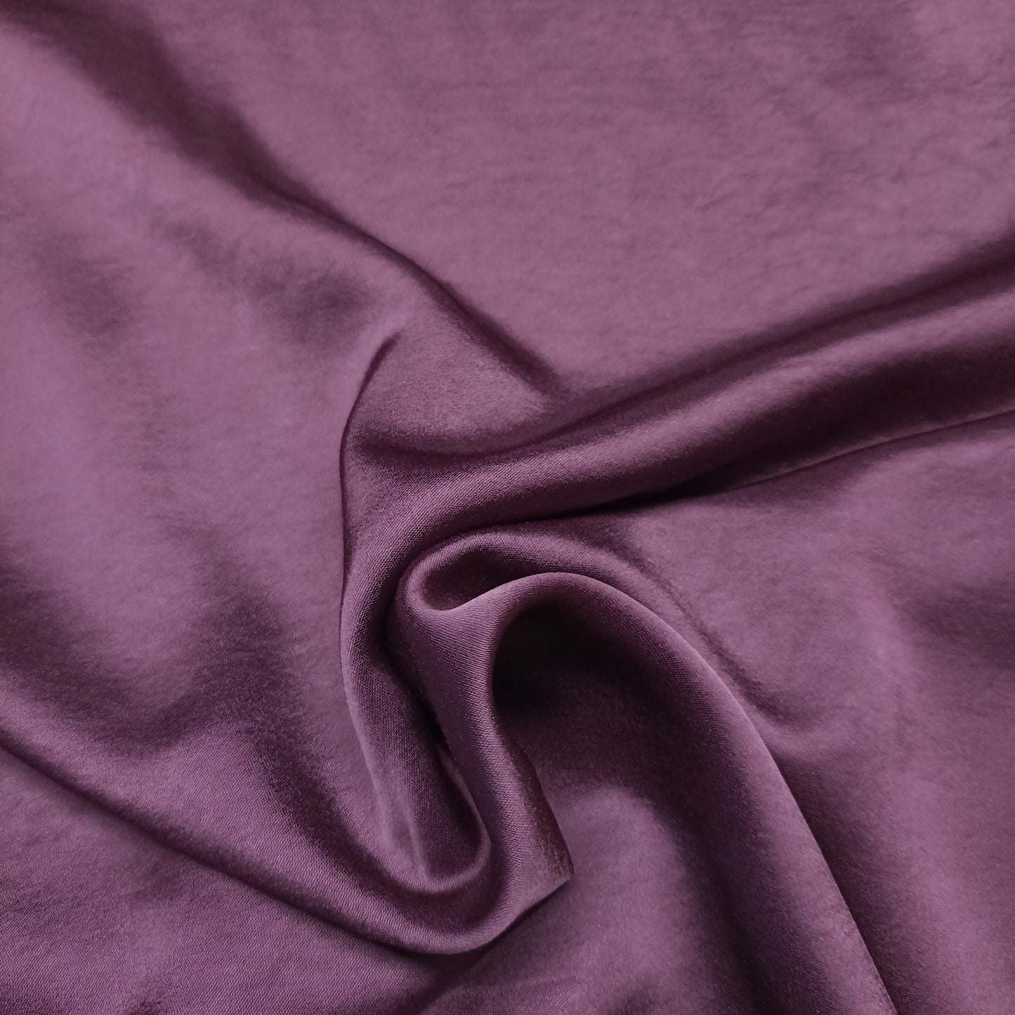 Satijn viscose aubergine
